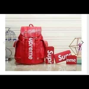 supreme luggage set